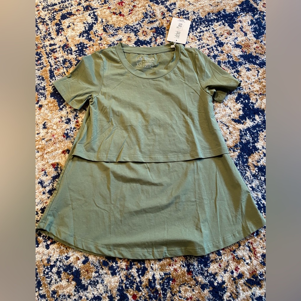 Latched mama brand new tee